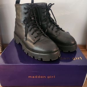 Madden Girl Stantton Black Combat Boots Women's Sz 7.5